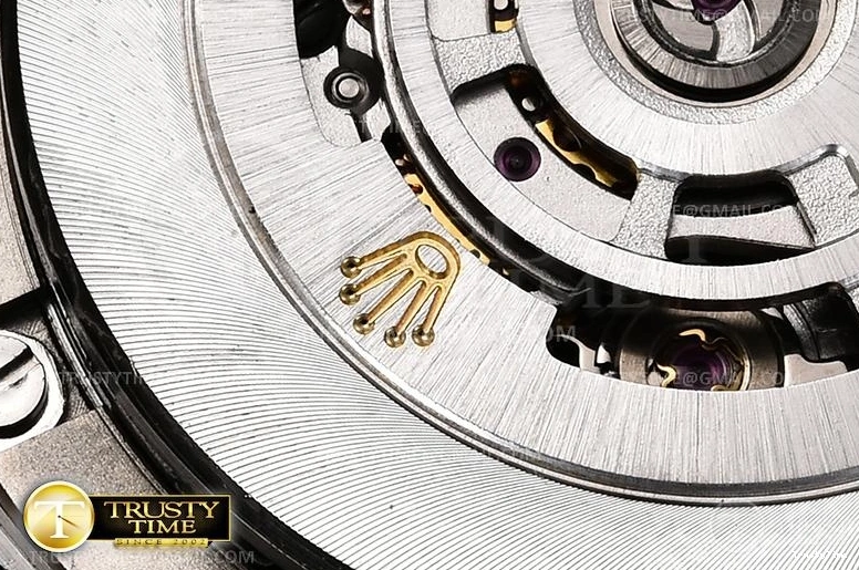 1104 ComfortFit R2DJ0257A – DJ2 41mm 658